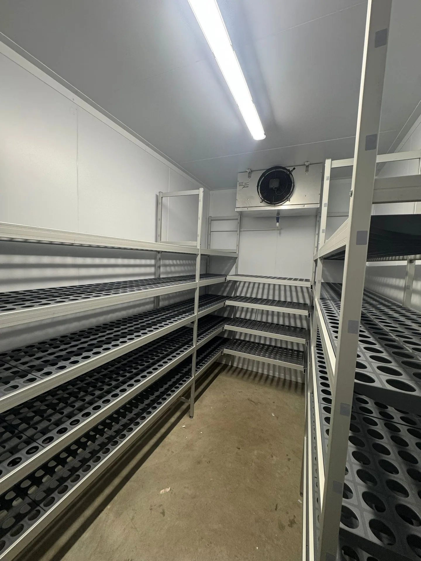 Cold Room Installation with Racking - 8