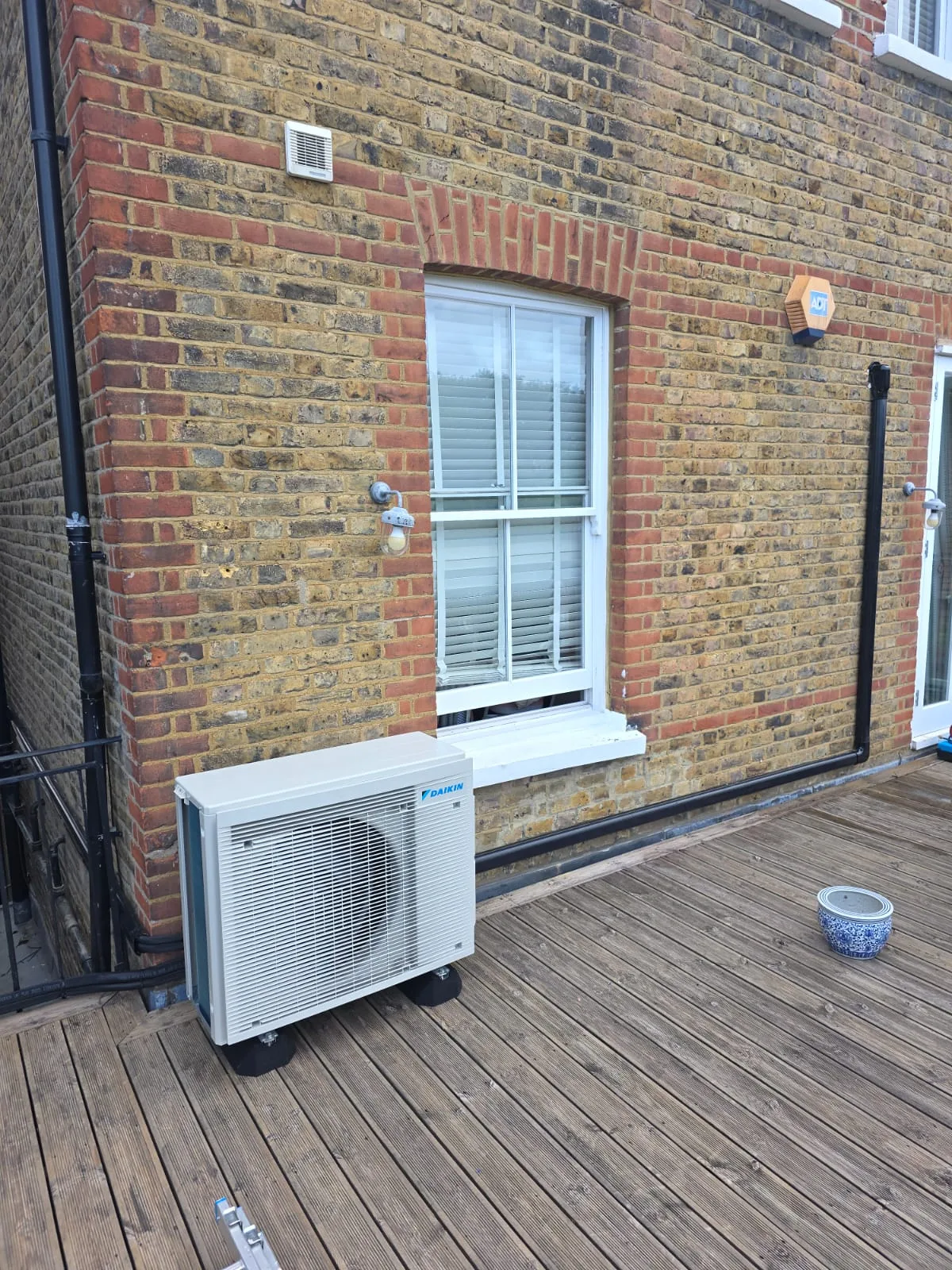 Multi-Room Daikin Air Conditioning Installation in Richmond - 4